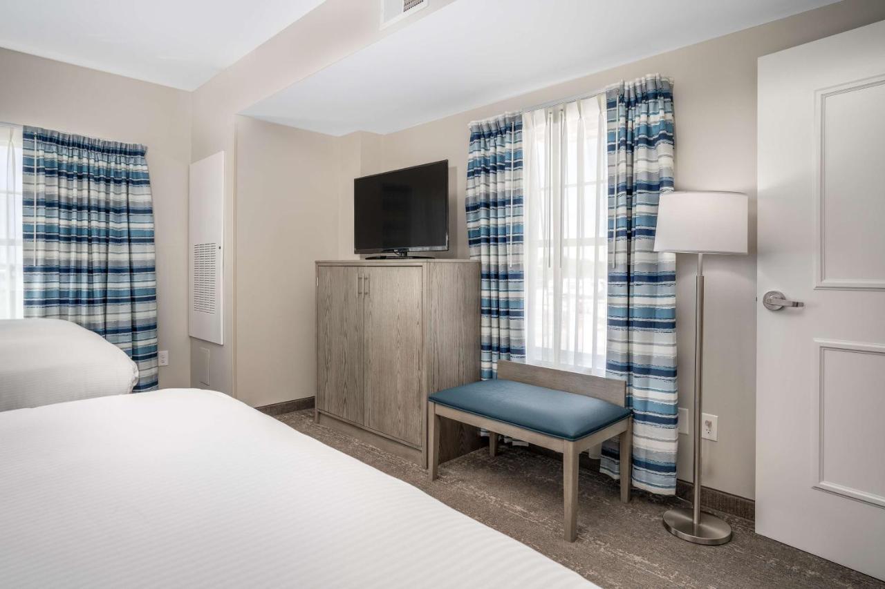 Lighthouse Suites - Best Western Signature Collection Емералд Айл Екстериор снимка
